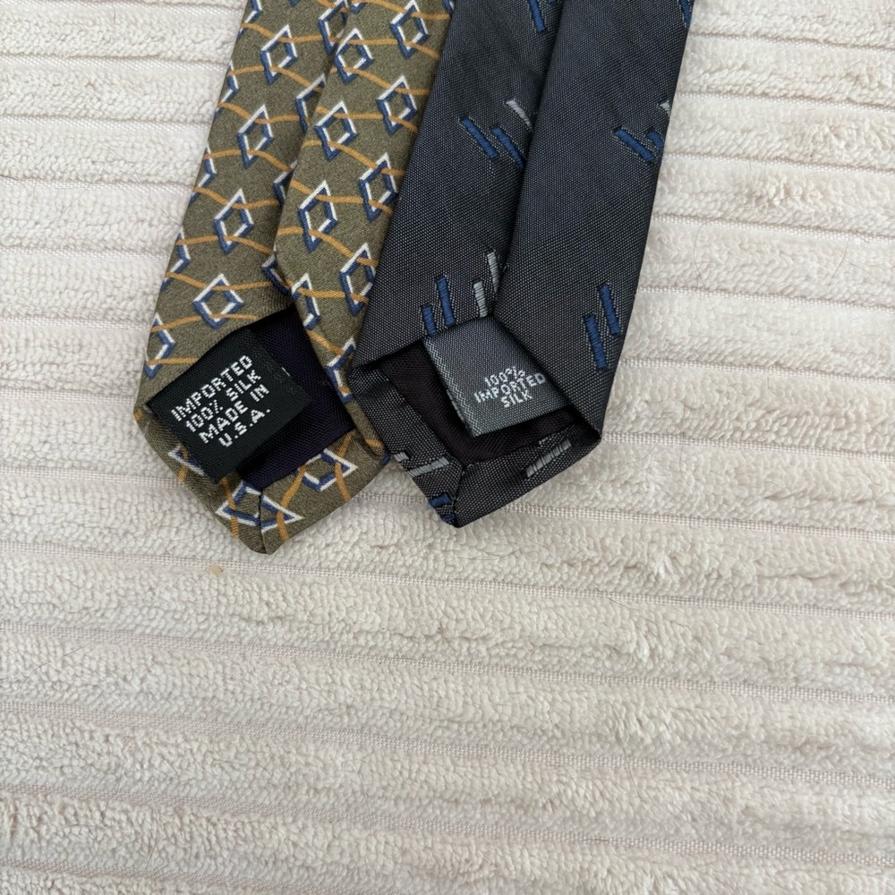 John Henry (2) Blue and Tan Silk Ties with Geometric Patterns - Picture 3 of 3